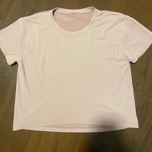 Lululemon womens 10 vented purple shirt top active short sleeve medium